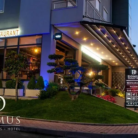 Hotel Domus &
