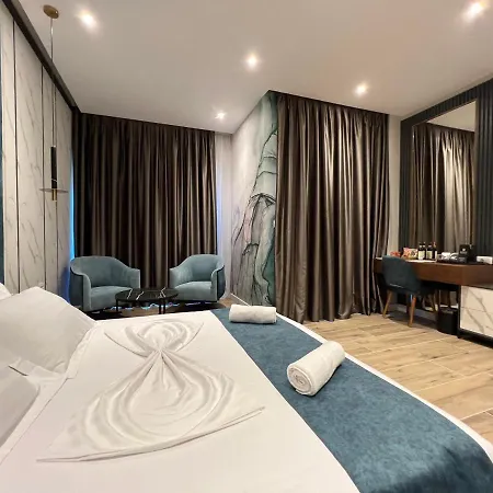 Domus & 4* Shëngjin