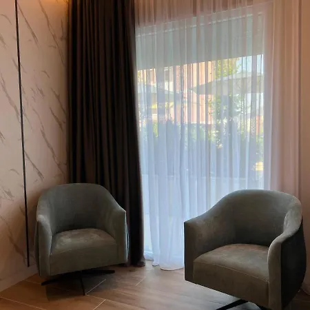 Hotel Domus & 4*