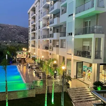 Domus & Ξενοδοχείο