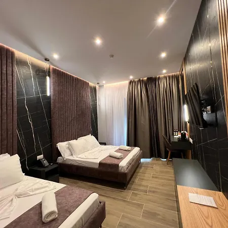 Domus & Ξενοδοχείο Shëngjin