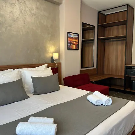 Domus & 4* Shëngjin