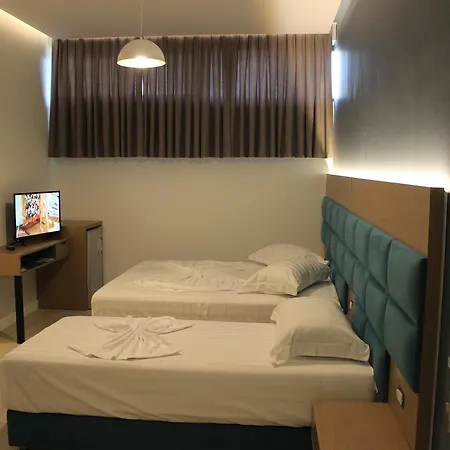 Domus & Hotel 4*
