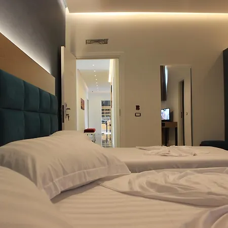 Hotel Domus & 4*