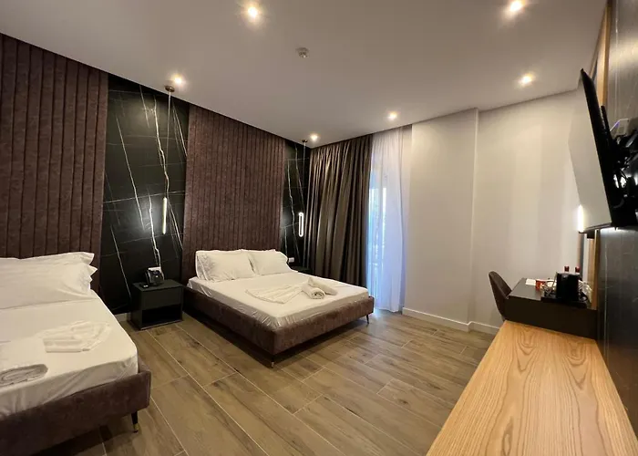 Hotel Domus & Shengjin (Lezhe)