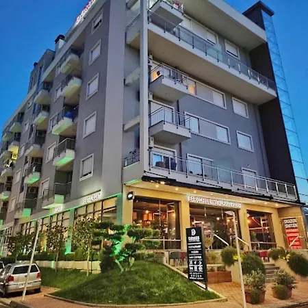 Hotel Domus &