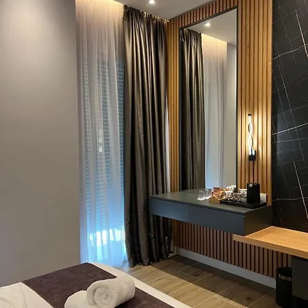 Domus & Hotel