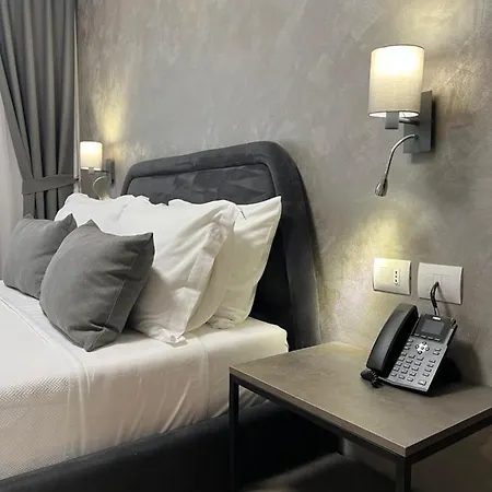 Domus & Hotel Shëngjin