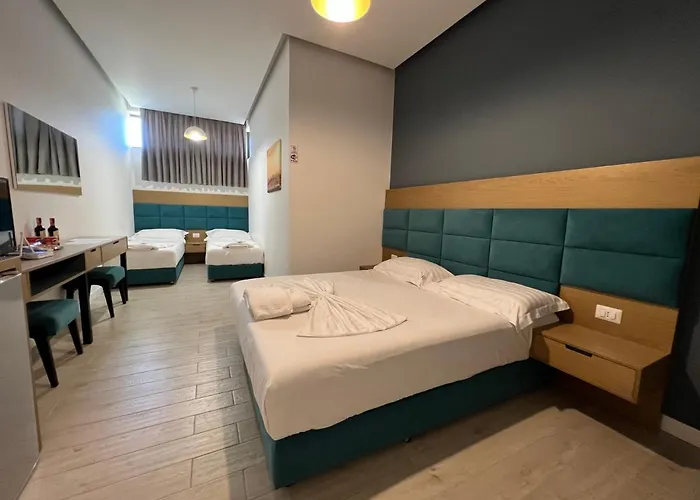 Hotel Domus & Shengjin (Lezhe)
